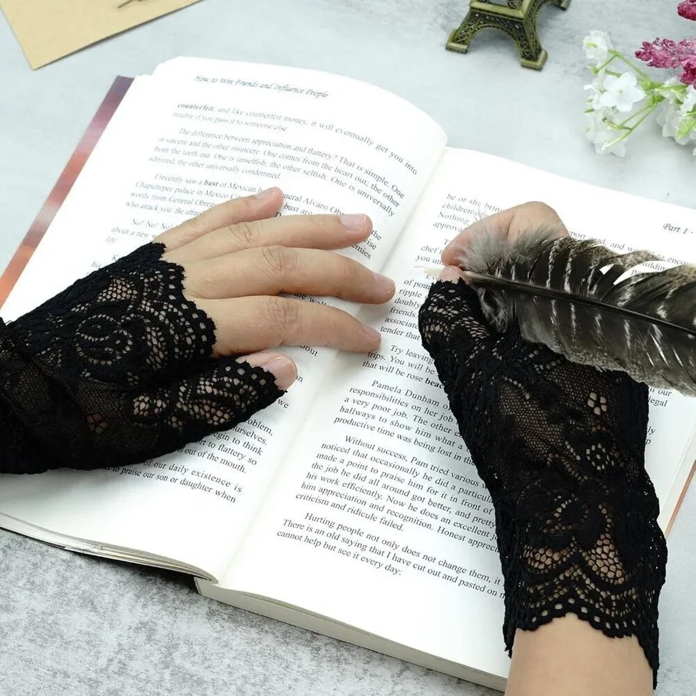 Women's 2 Pair Black Red Lace Fingerless Gloves Party Prom Costume Accessories